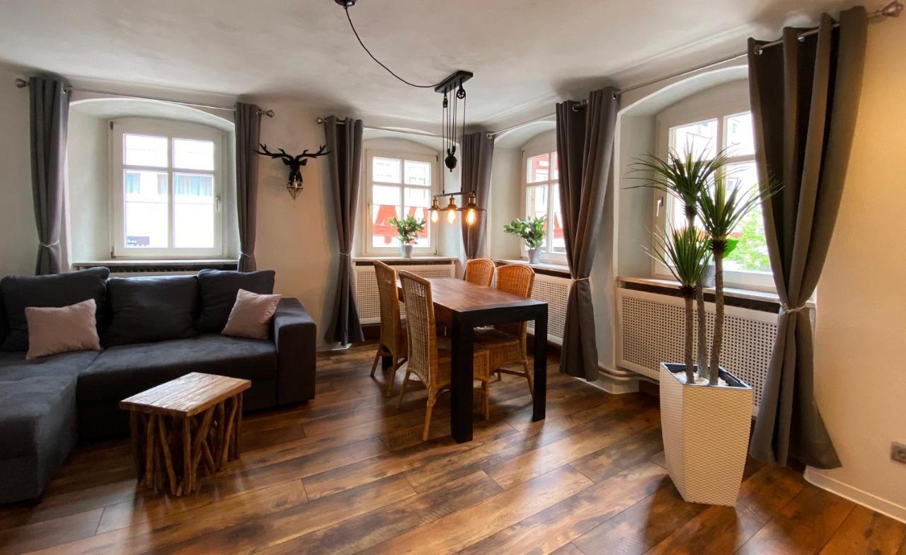 Appartement Schlossberg, Gasthaus Hirsch ฮิชฮอร์น ภายนอก รูปภาพ